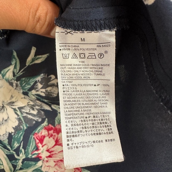 Banana Republic Floral Blouse - Picture 3 of 8